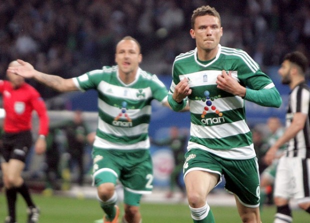 Μήνυμα παραμονής Μπεργκ – Απέρριψε τη Σάντερλαντ