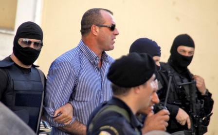 ΤΩΡΑ-Αναζητείται η γυναίκα του βουλευτή της Χρυσής Αυγής Νίκου Μίχου