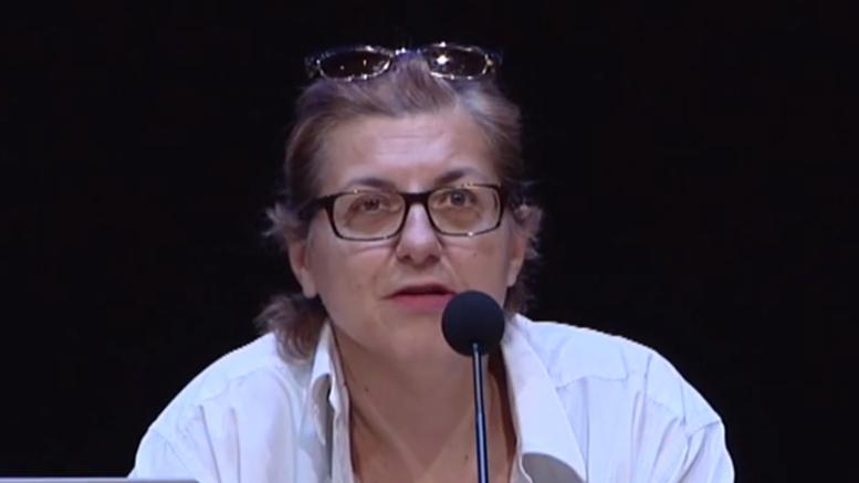 Ευαγγελάκου:Ο άνδρας μου διεκδικεί παραγωγές. Ε και;