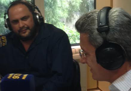 ΦΩΤΟ-Ο Βαγγέλης Μαρινάκης ζωντανά στον Realfm 97,8