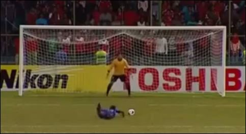 ΒΙΝΤΕΟ-Το πιο αστείο πέναλτι όλων των εποχών