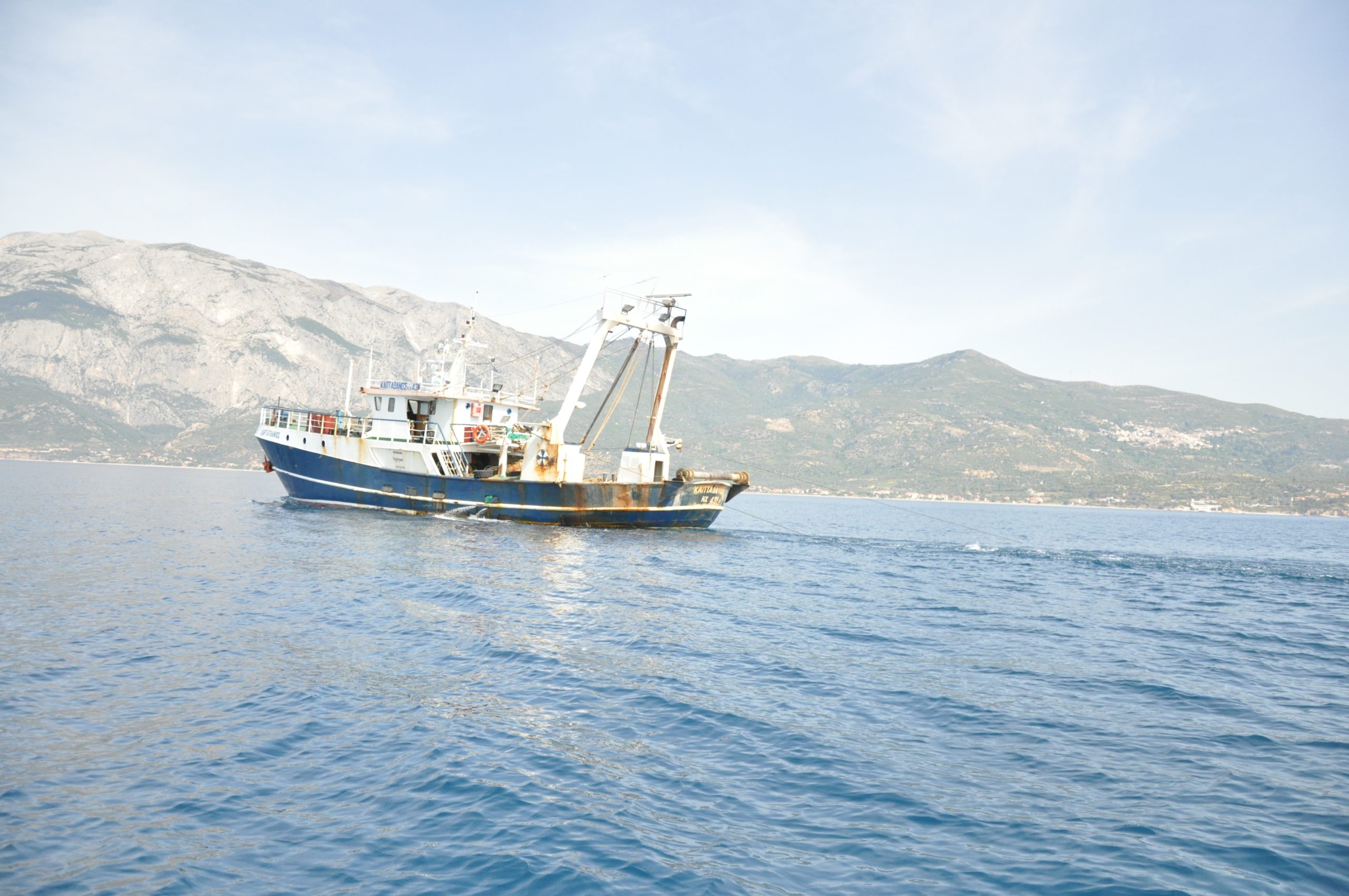 “Χρυσωρυχείο” παράνομης αλιείας το Άγιο Όρος