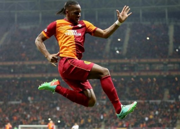 Δωρεά 1 εκ. ευρώ από τον Ντρογκμπά στις οικογένειες των ανθρακωρύχων