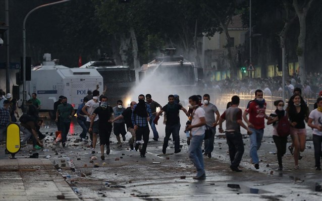 Τουρκία-4 αστυνομικοί στο εδώλιο για τον θάνατο του διαδηλωτή