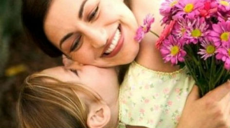 Το μεγαλύτερο δώρο να ακούς τα παιδιά να λένε «Μανούλα»