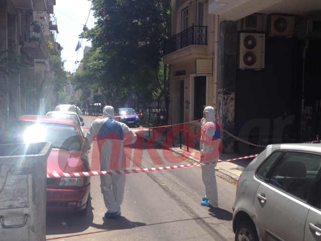 ΦΩΤΟ-Οι έρευνες της αντιτρομοκρατικής στο ΠΑΣΟΚ