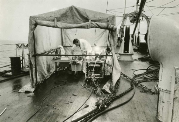 ΒΙΝΤΕΟ-Τα πρώτα υπερατλαντικά υποβρύχια καλώδια επικοινωνίας
