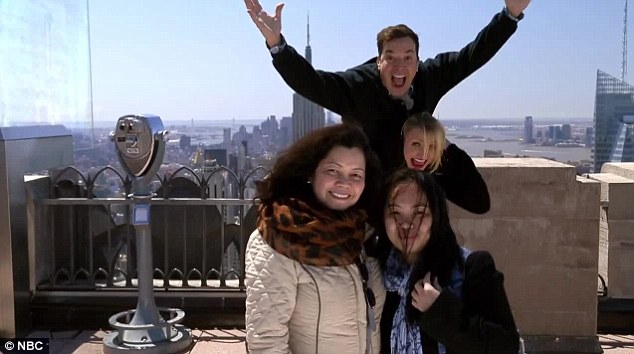 ΒΙΝΤΕΟ-Η Cameron Diaz “εισβάλλει” σε φωτό τουριστών