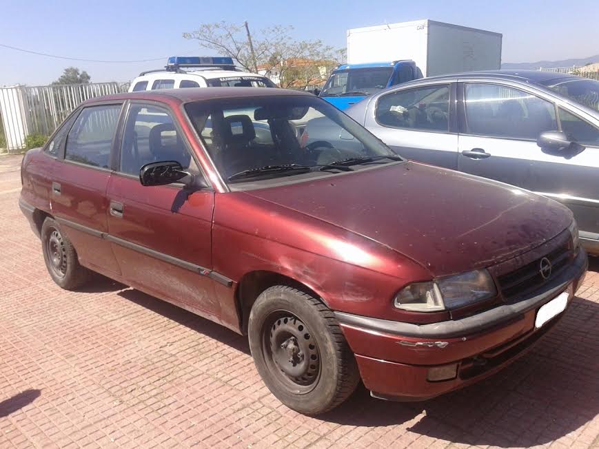 ΦΩΤΟ-Έφερναν μη νόμιμους μετανάστες