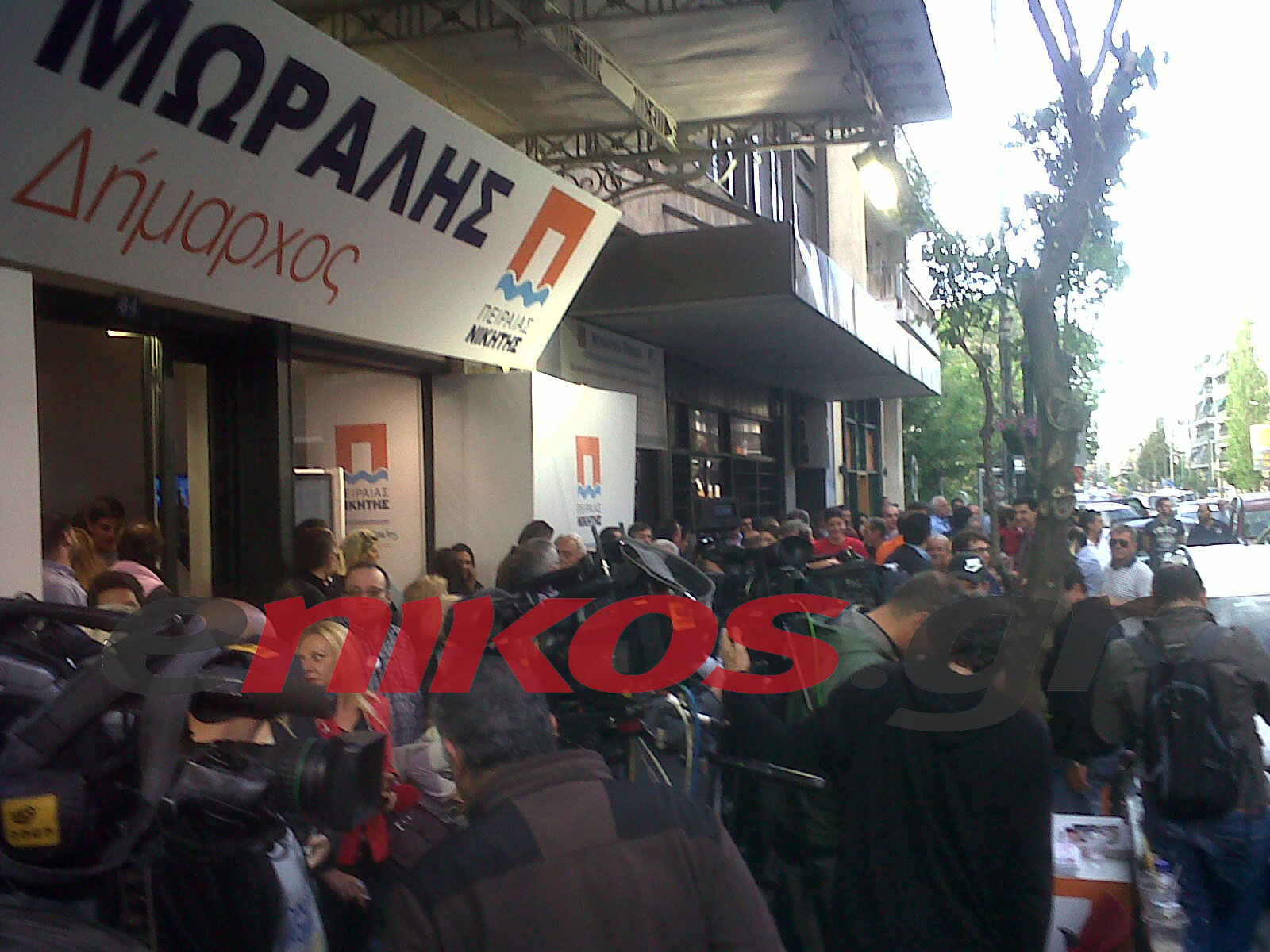 ΦΩΤΟ-Ικανοποίηση στον συνδυασμό του Μώραλη