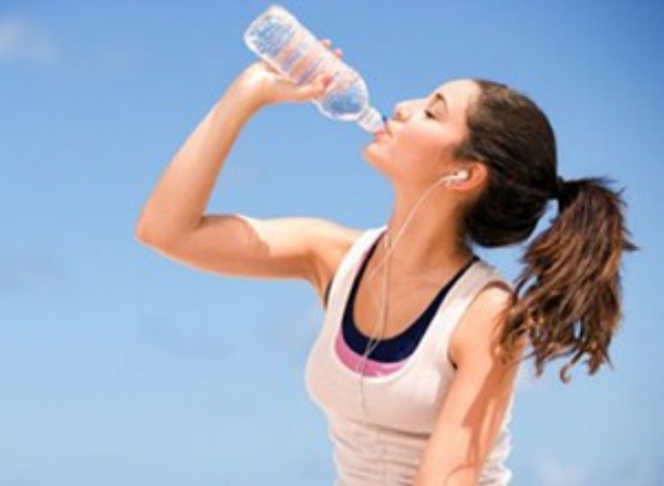 5 συνήθειες που μας γερνάνε