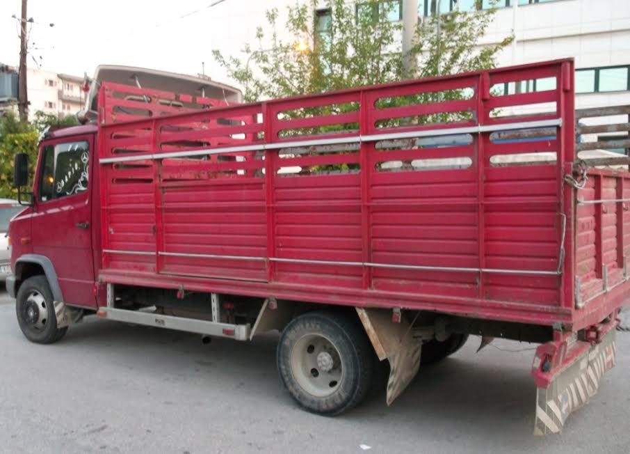 ΦΩΤΟ-Δεν άφησαν καντηλάκι για καντηλάκι