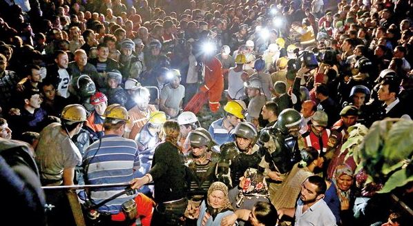 ΒΙΝΤΕΟ-ΦΩΤΟ: Εθνική τραγωδία στην Τουρκία-201 νεκροί