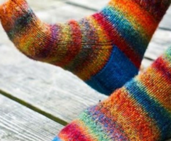 Δέκα πράγματα που μπορείς να κάνεις με μία κάλτσα