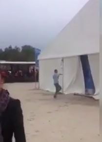 ΒΙΝΤΕΟ-Η επική είσοδος του χορευτή