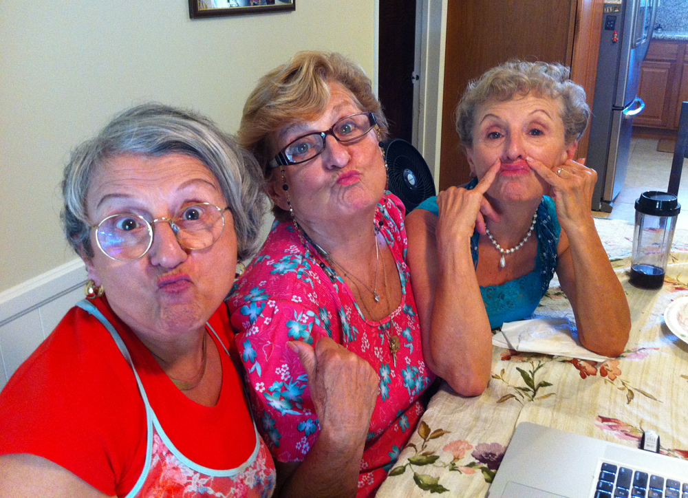 ΒΙΝΤΕΟ-Οι τρεις hot γιαγιάδες που “σπάνε” το διαδίκτυο