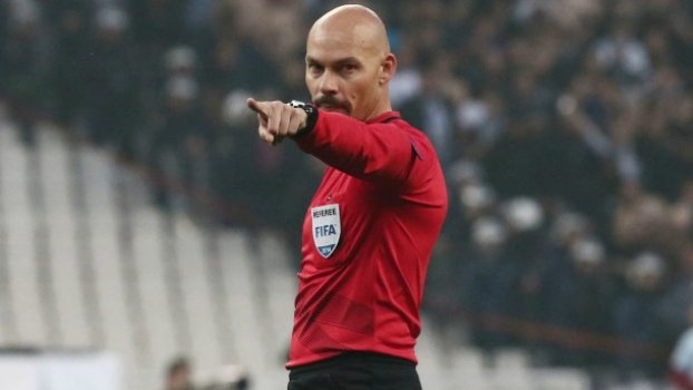 «Κρέμασε» τη σφυρίχτρα του ο Κάκος