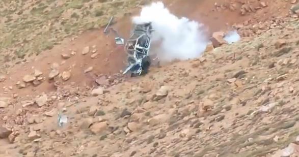 BINTEO-Η κάμερα μέσα στο αυτοκίνητο που ντεραπάρει!