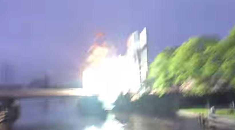 ΒΙΝΤΕΟ-Πήγε να περάσει τη γέφυρα και…