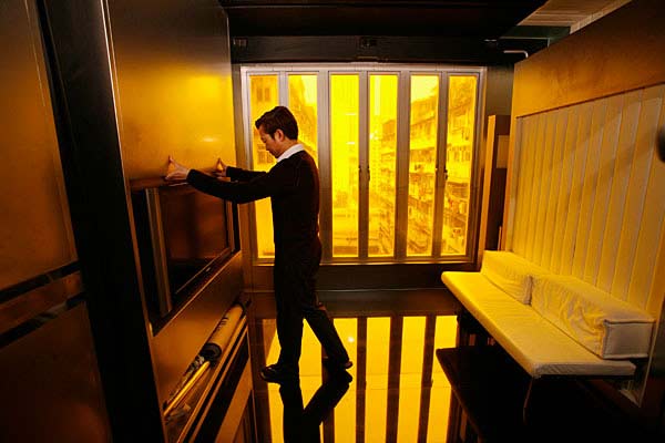 perierga.gr - 24 δωμάτια σε μόλις 32 τετραγωνικά!