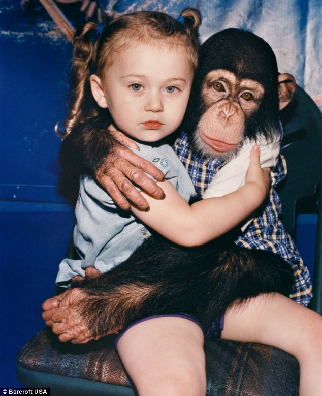 First meeting: Amelia photographed bonding with Ricky during 2002 in an animal park