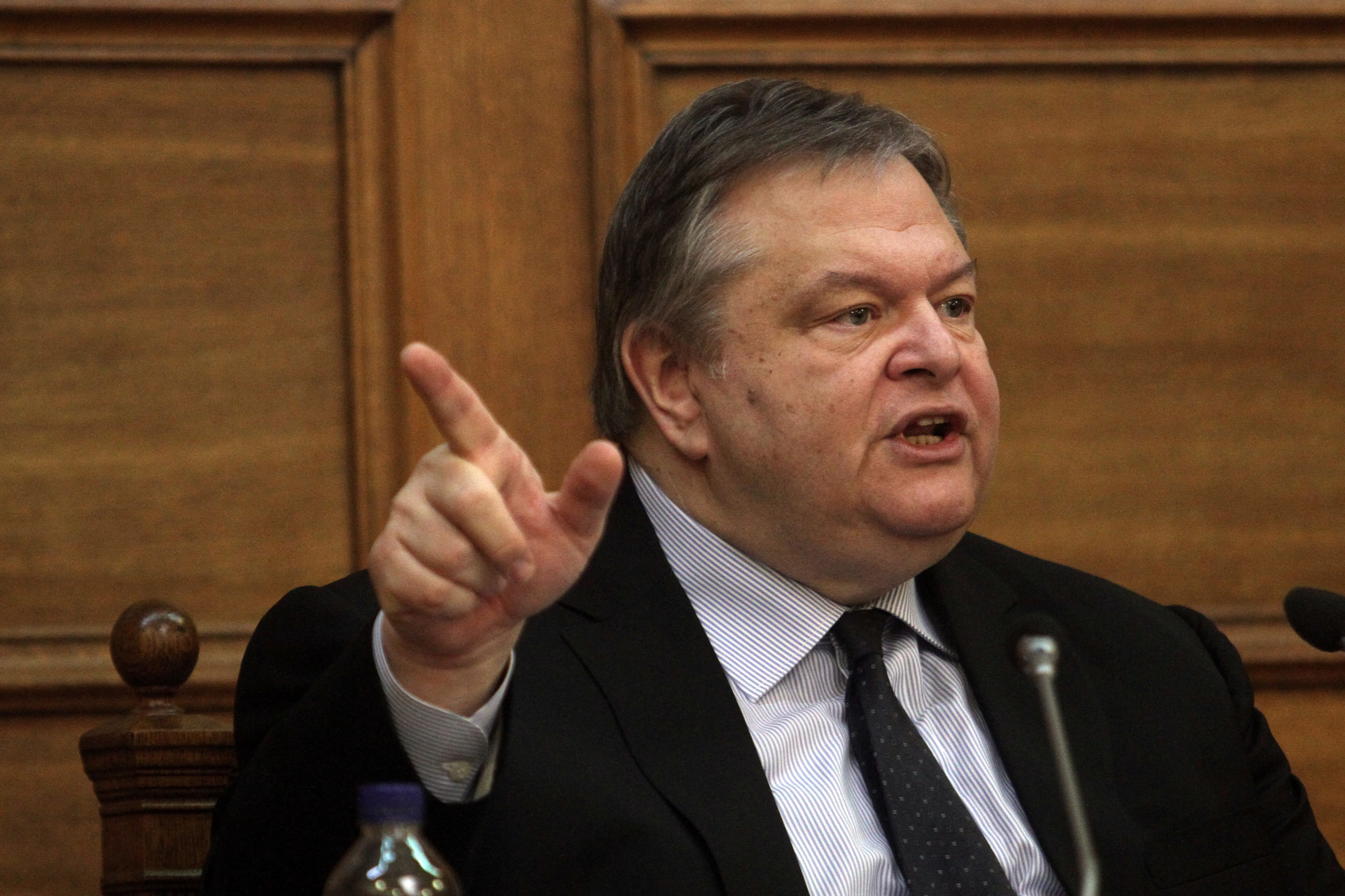 ΒΙΝΤΕΟ-Βενιζέλος: “Αυτή δεν είναι κυβέρνηση Σαμαρά”