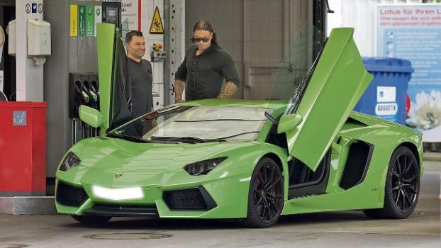 ΦΩΤΟ-Τα Supercars των αστεριών της Μπουντεσλίγκα