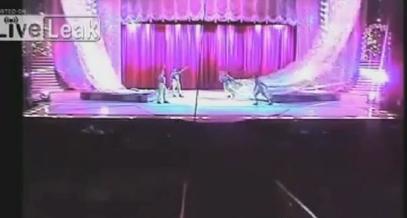 ΒΙΝΤΕΟ-Τραγικός θάνατος για ακροβάτη που έπεσε στο κενό