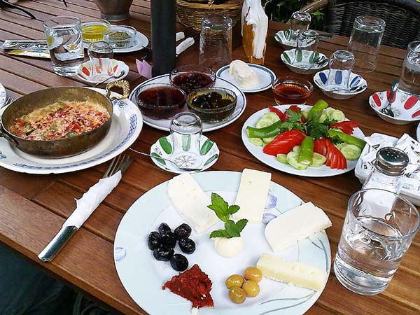 perierga.gr - Το πρωινό γεύμα σε 20 χώρες του κόσμου!