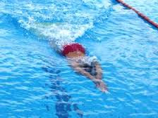 Γιατί η κολύμβηση είναι η καλύτερη γυμναστική