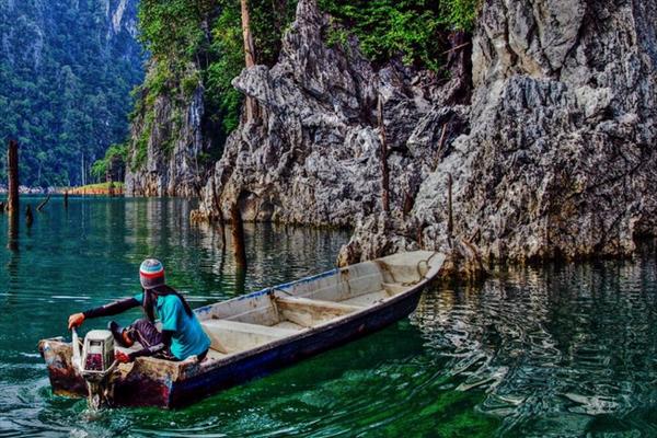 ΦΩΤΟ-Ο καταρράκτης που απαγορεύονται οι άνδρες