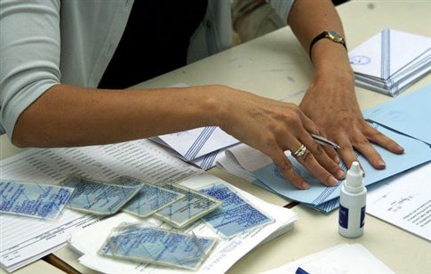 Θεσσαλονίκη: Ανοιχτές οι υπηρεσίες για τη διευκόλυνση των ψηφοφόρων