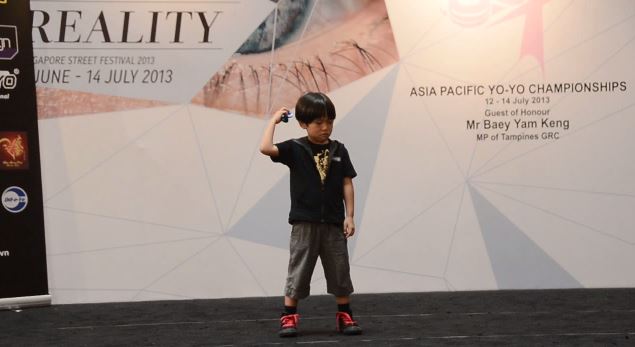 ΒΙΝΤΕΟ-O 6χρονος yoyoplayer