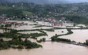 ΦΩΤΟ-Τριήμερο πένθος στη Σερβία