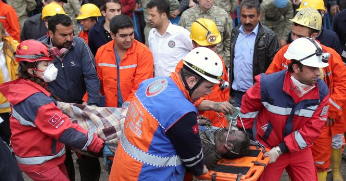 Στους 282 οι νεκροί στην Τουρκία