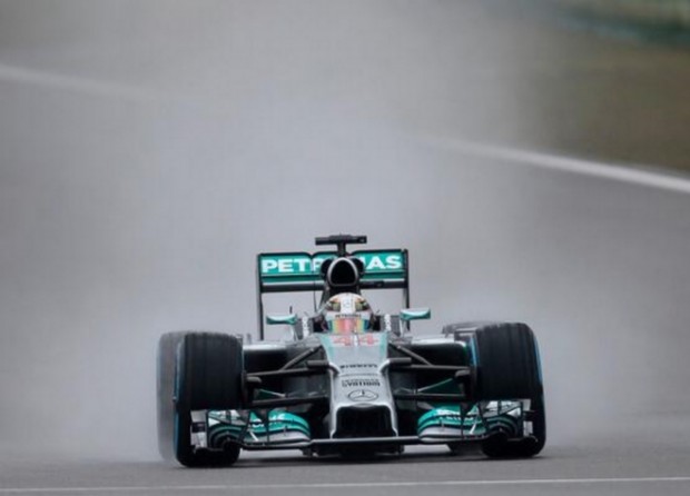 Άλλη μια pole για τον Χάμιλτον