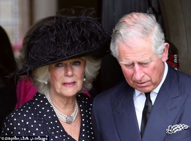 ΦΩΤΟ-Το τελευταίο αντίο της Καμίλα στον αδερφό της