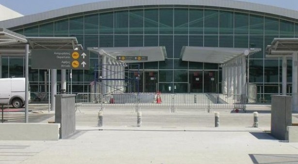 ΤΩΡΑ-Τηλεφώνημα για βόμβα στο αεροδρόμιο της Λάρνακας