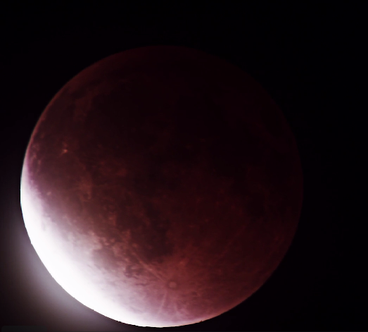 ΒΙΝΤΕΟ-Ένα εκπληκτικό time-lapse για τη “Ματωμένη Σελήνη”