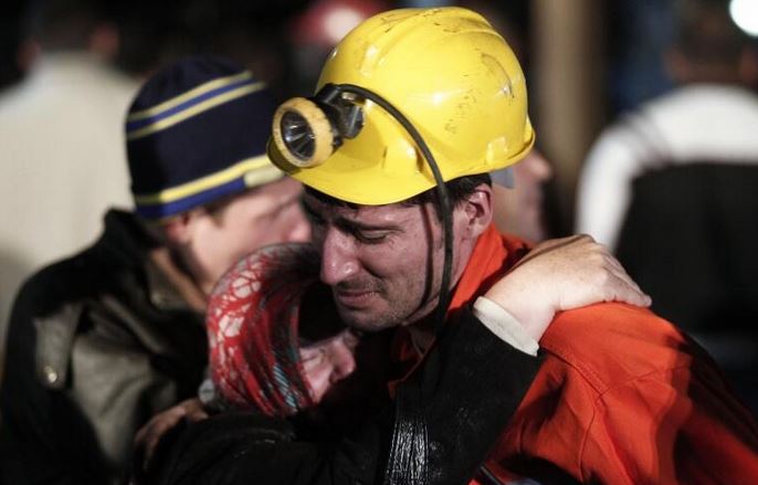 432 ορφανά από την τραγωδία στο ορυχείο