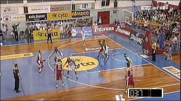 ΒΙΝΤΕΟ-Το φοβερό τρίποντο του Σπανούλη