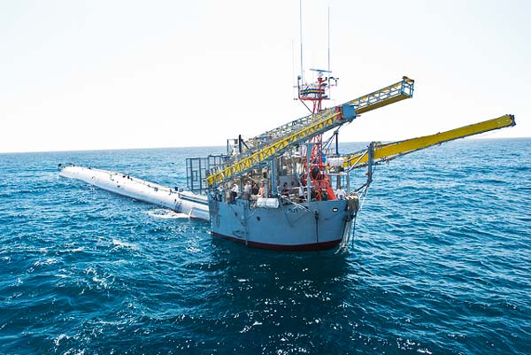 perierga.gr - Το πιο παράξενο πλοίο στον κόσμο!