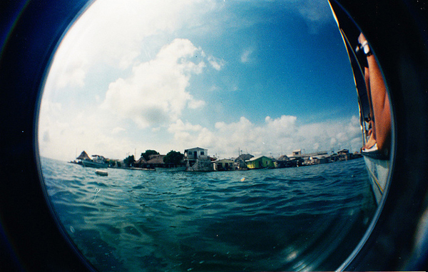 perierga.gr - Το πιο πυκνοκατοικημένο νησί στον κόσμο!