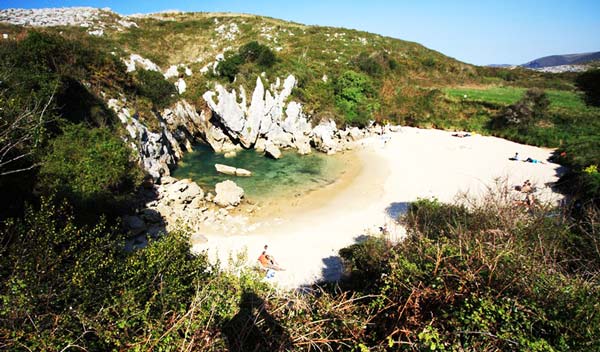 perierga.gr - Μια παραλία χωρίς τη θάλασσα!