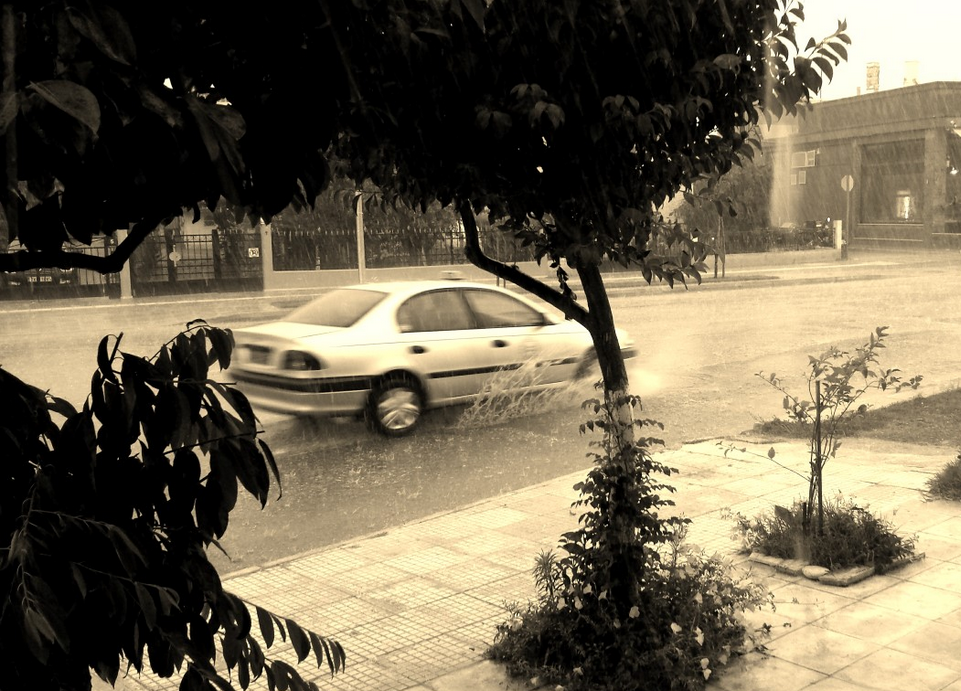 ΦΩΤΟ-Χαλαζόπτωση στα Τρίκαλα