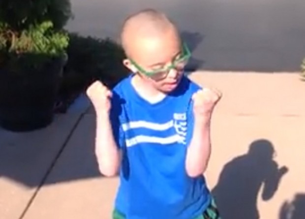 ΒΙΝΤΕΟ-Οι ευχές του μικρού Τζέι στον Σαμαρά και την Ελλάδα