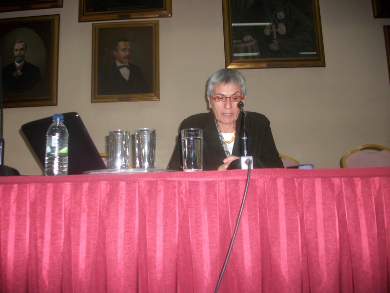 Ελληνίδα ιστορικός παρασημοφορήθηκε από τον Γκιουλ