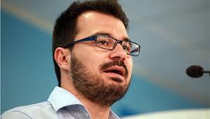 Παπαμιμίκος: “Ανήκουμε στην ίδια όχθη του ποταμιού”