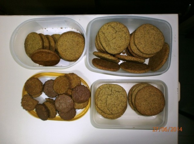 ΦΩΤΟ-Μπισκότα… κάνναβης στη Θεσσαλονίκη