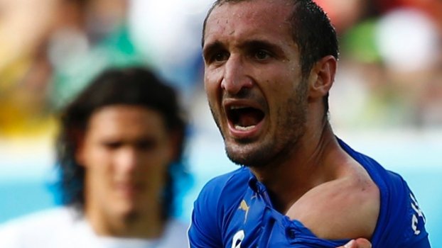 Photoshop η φωτογραφία με τον ώμο του Κιελίνι;